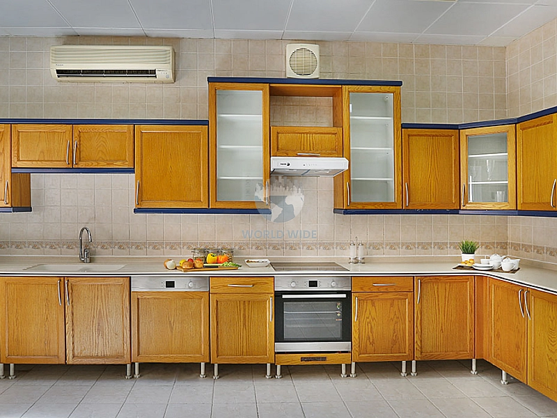 Elegant 3-Bedroom Family Villa with Premium Amenities – Prime Location Near D Ring Road