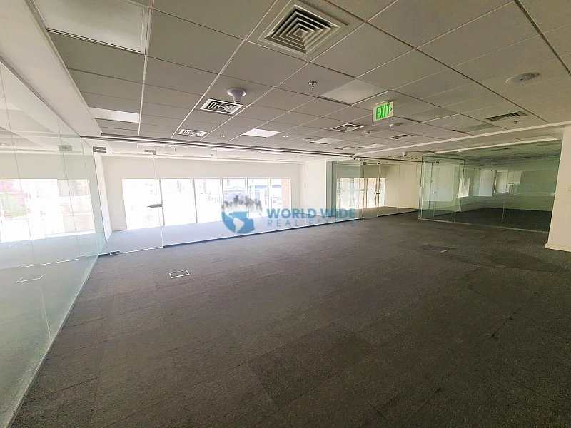 1220 SQM / G+M - Showroom - Prime Location - Lift