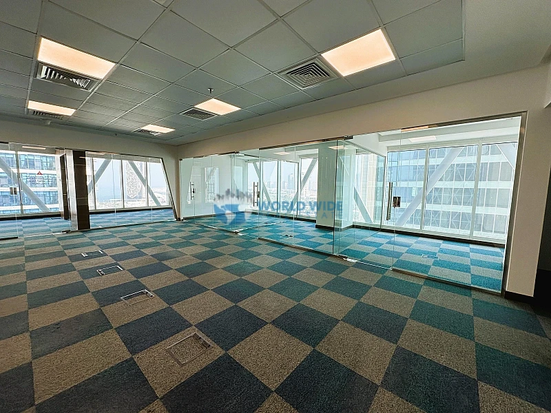 Stunning office for rent in Lusail | 100/SQM
