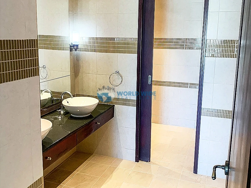 Stunning 1‑BHK Fully Fitted Apt with Porto Arabia Water View