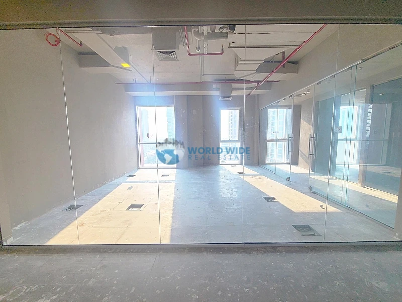 Office With Glass Partition - Lusail Marina