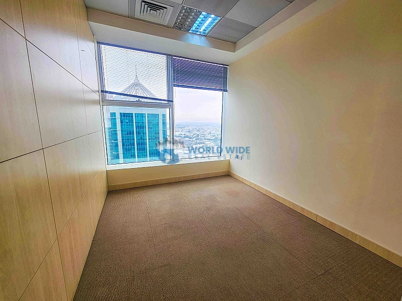 Unlock the Ideal Commercial Property to Propel Your Business to New Heights!