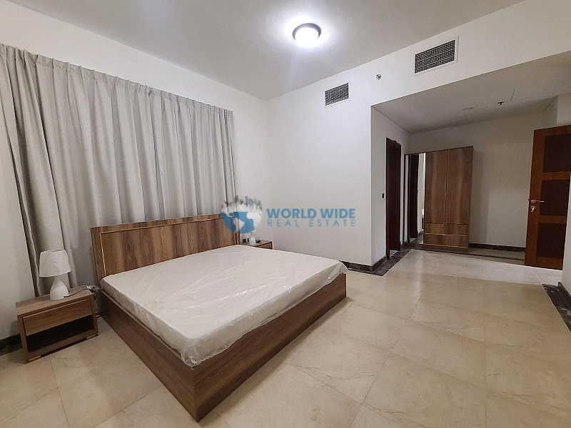 3 bedroom duplex apartment for rent in Fox Hills