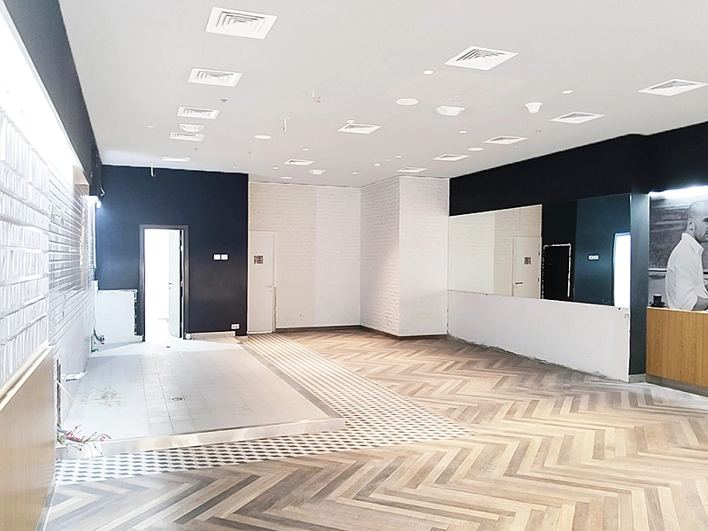 Spacious 187 Sqm Shop – Ideal for Restaurant or Café