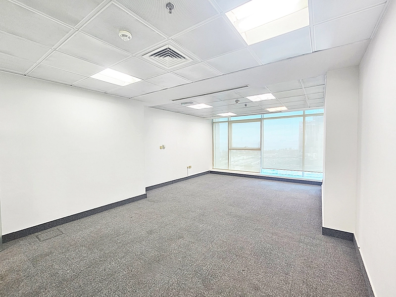 Fully Fitted Floor | Prime location | West Bay