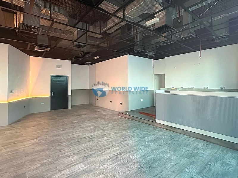 100sqm Fitted Shop in West Bay