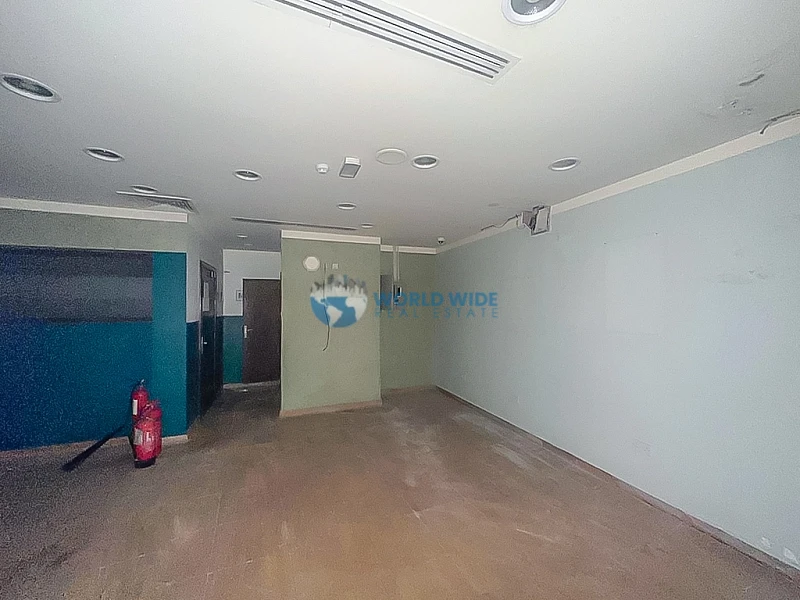 Spacious 400 sqm Shop for Rent in Al Nassr