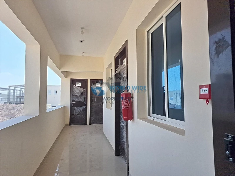 Automobile Workshop for Rent in Birkat Al Awamer