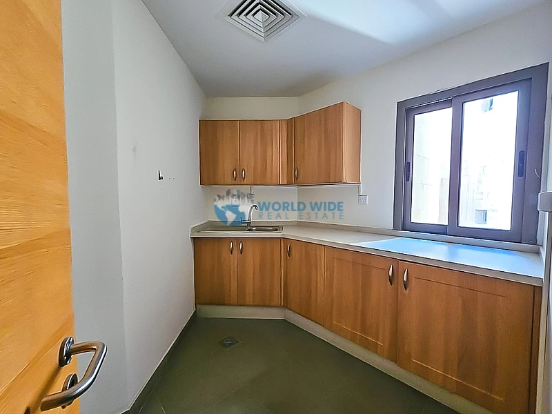 Spacious 870 SQM Fitted Office for Rent in Fereej Bin Omran