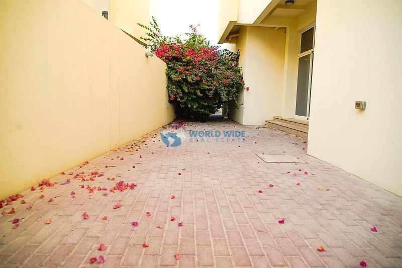 Spacious 4 BHK villa for Rent at Ain Khaled