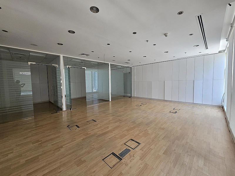 Fully fitted office space for rent in west Bay | Sea view