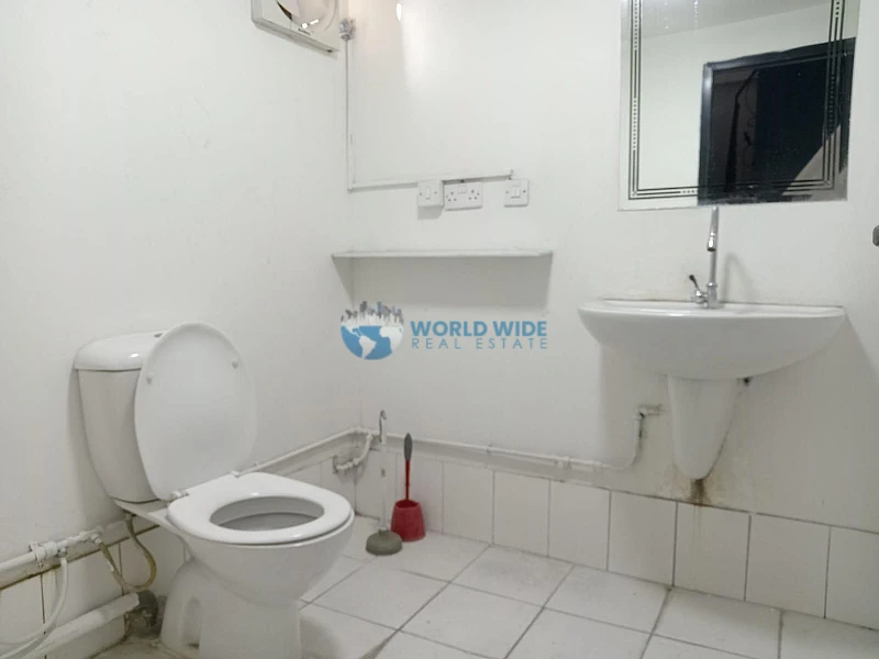 Prime Shops for Rent with Mezzanine - Bin Omran