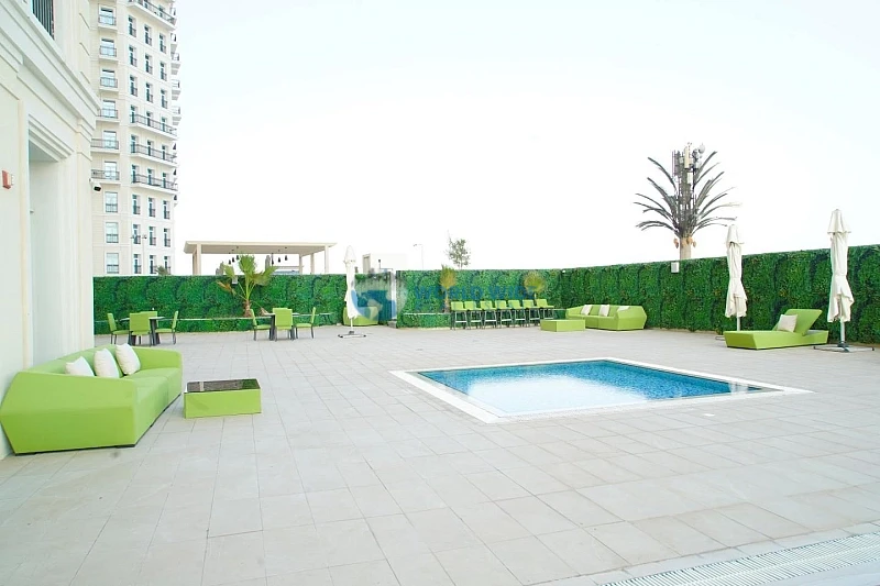 Spacious 2 Bedroom Apartment with Balconies