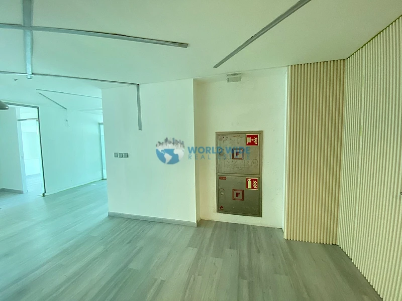 Fully Fitted Scenic View Office Space