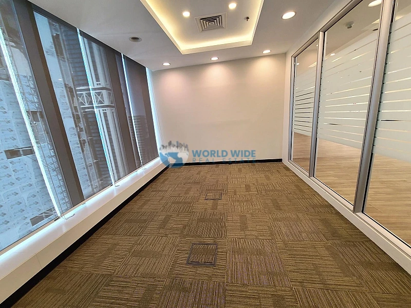 Prime Location - Fitted Office For Rent - West Bay