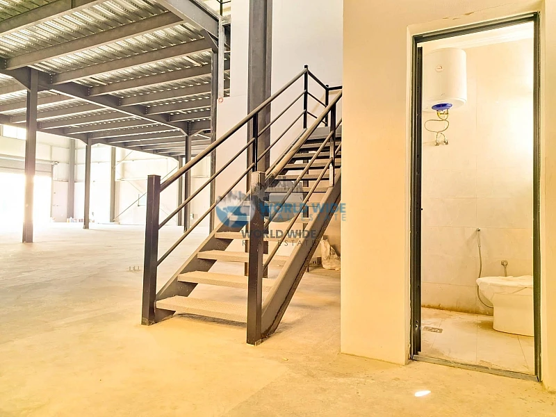 Brand New Warehouse for Rent in Birkat Al Awamer