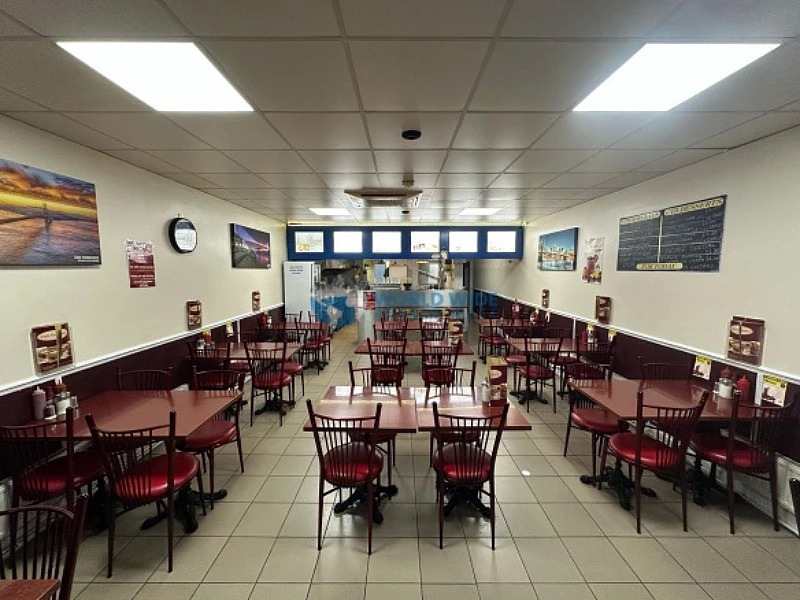 Ready-to-Operate Restaurant for Sale on Al Khor Business Road