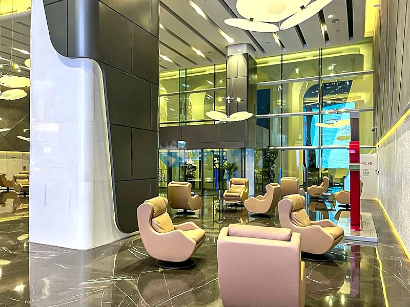 Lusail Office for Rent | 249 SQM | Semi-Furnished | Marina View