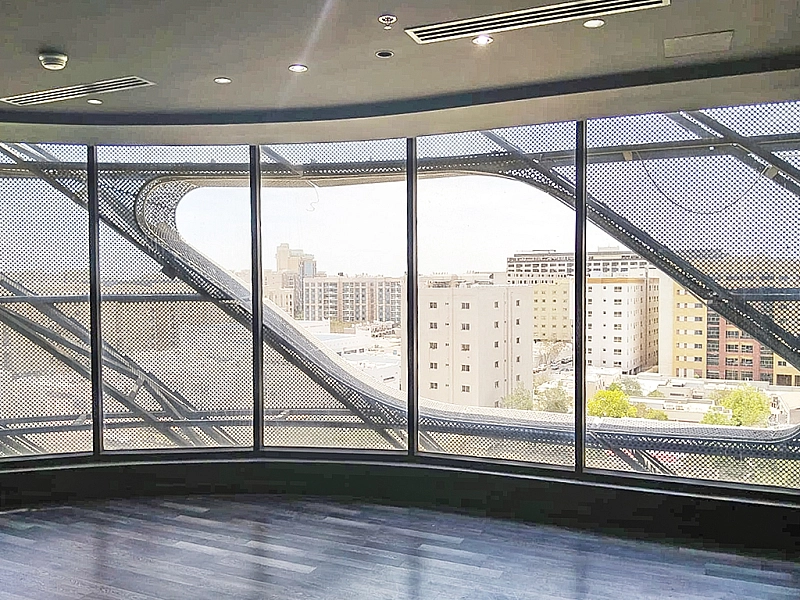  Flexible Office Space with 3 Units in Bin Mahmoud