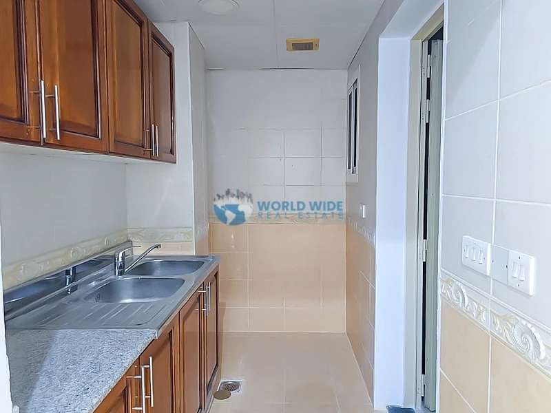 Bright & Spacious 207 sqm Fitted Office for Rent on C Ring Road,