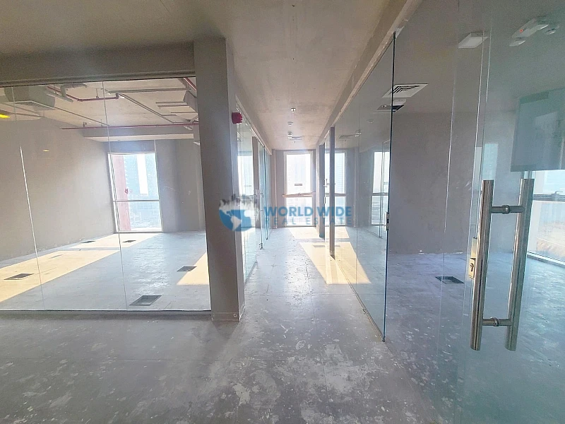 Office With Glass Partition - Lusail Marina