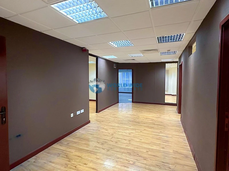 Prime 160 sqm office space for rent on C-Ring Road