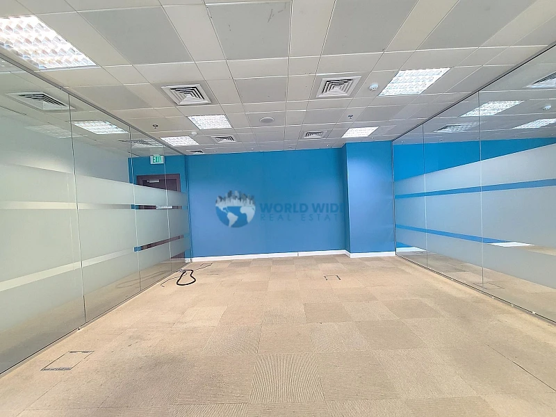 Fitted Spacious Full Office Floor - Bill Included