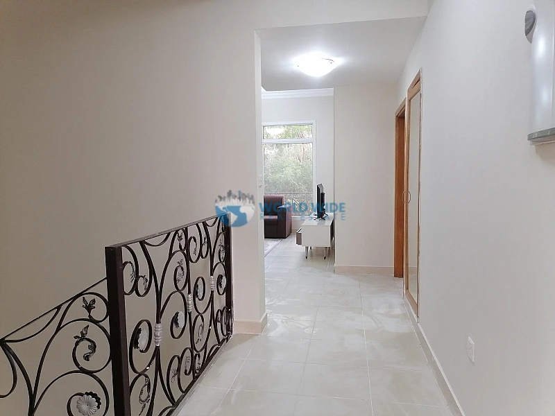 Luxury Villa for Rent in Al Waab - Gym and Pool