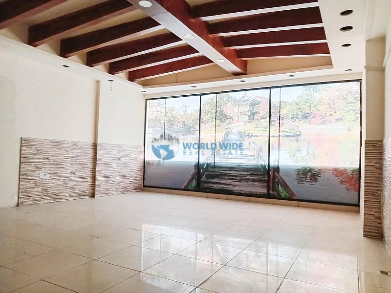 Versatile Commercial Space with Mezzanine For Rent