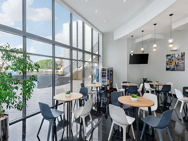 Elegant 3-Bedroom Family Villa with Premium Amenities – Prime Location Near D Ring Road