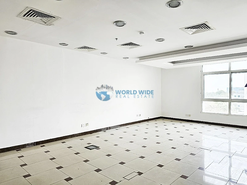 Bright & Spacious Office for Rent – 146 sqm 