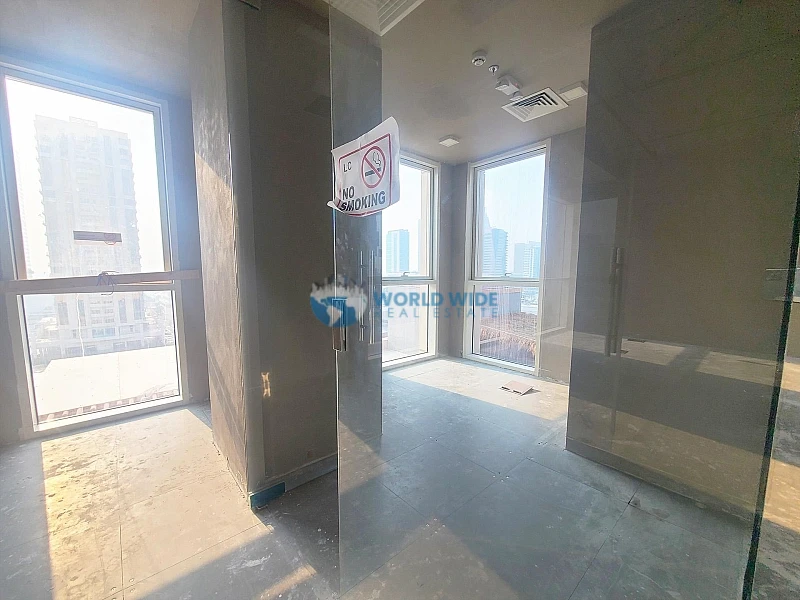 Office With Glass Partition - Lusail Marina