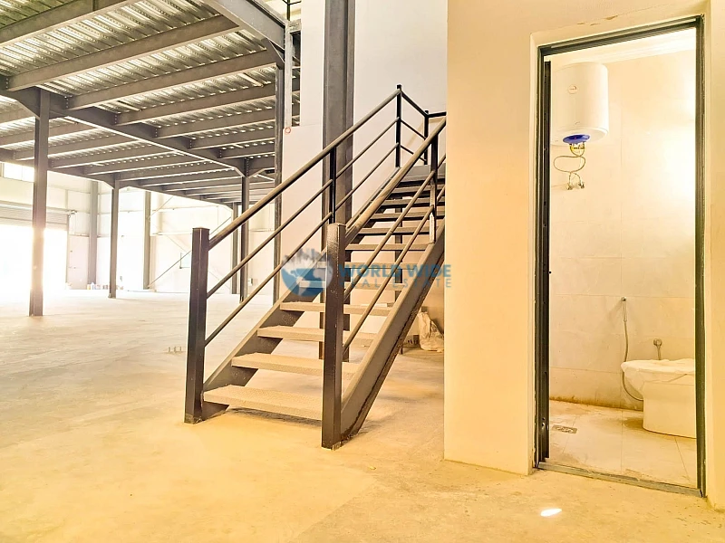 Brand New Warehouse for Rent in Birkat Al Awamer