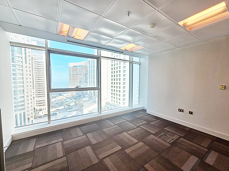 Fully Fitted Floor | Prime location | West Bay