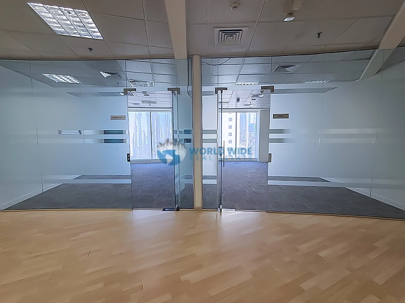 Luxury Full-Floor Offices for Rent in West Bay