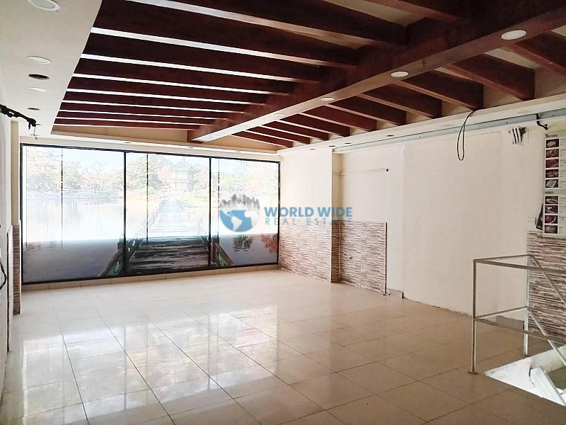 Versatile Commercial Space with Mezzanine For Rent