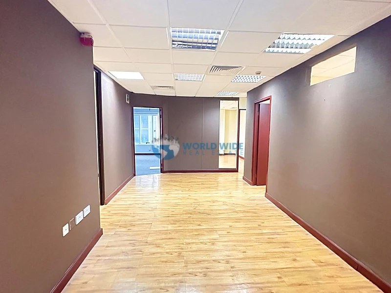 Prime 160 sqm office space for rent on C-Ring Road