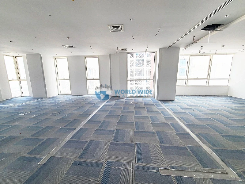 Semi Fitted Open Space Office For Rent In Lusail