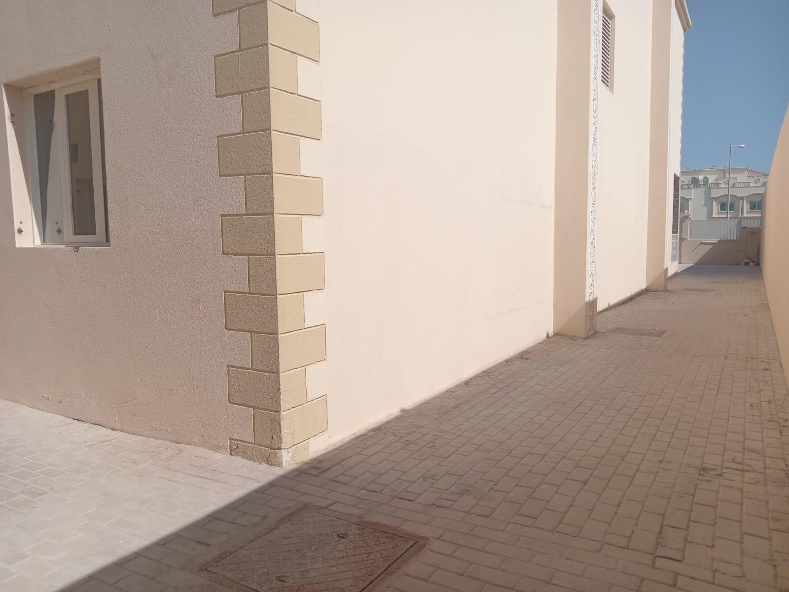 Luxurious Commercial Property for Lease-Izaghwa !!