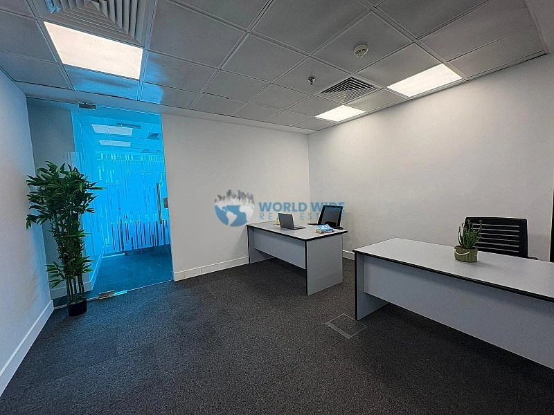 Premium Shared Workspace Available – Ideal for Startups