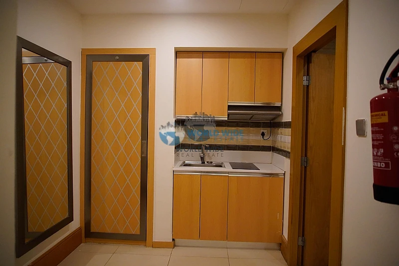 Property Description – Luxury Studio Apartment in Al Sadd