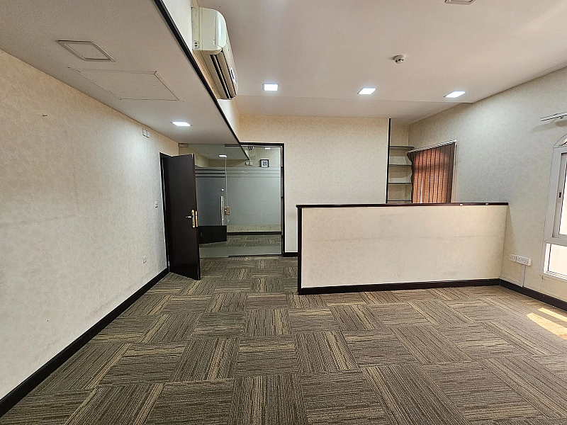  Ready To Move Office – Umm Ghuwailina- 72 Sqm