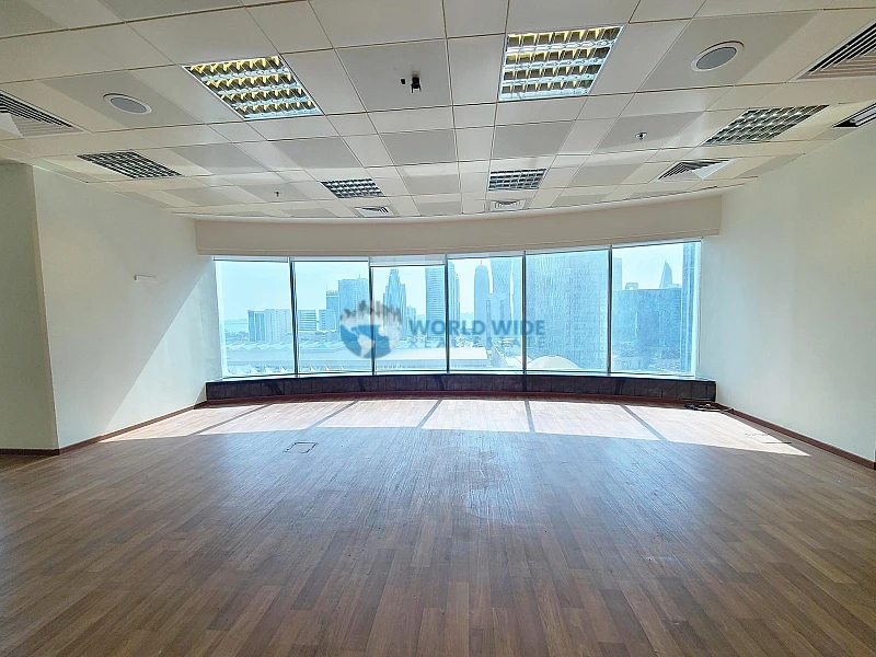 Fitted Spacious Full Office Floor - Bill Included