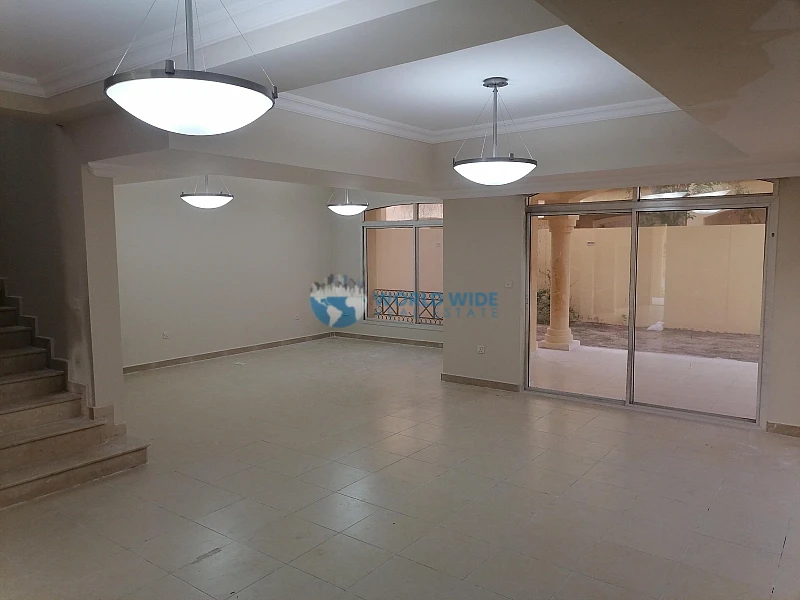 Luxury Villa for Rent in Al Waab - Gym and Pool