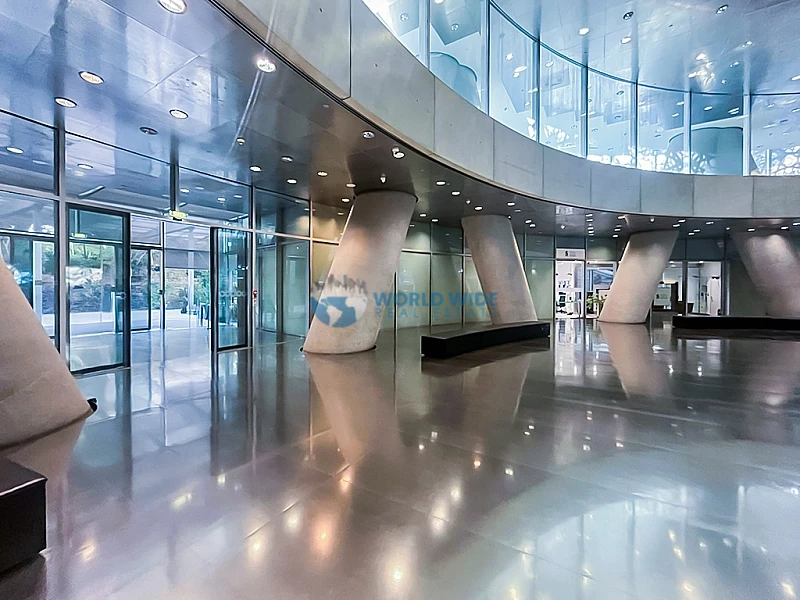 210 SQM Office Space for Business Use