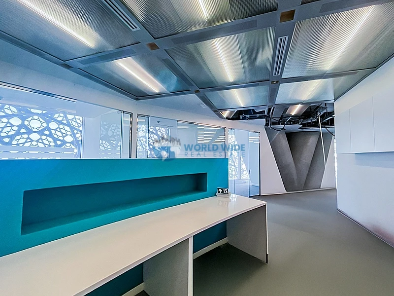 210 SQM Office Space for Business Use