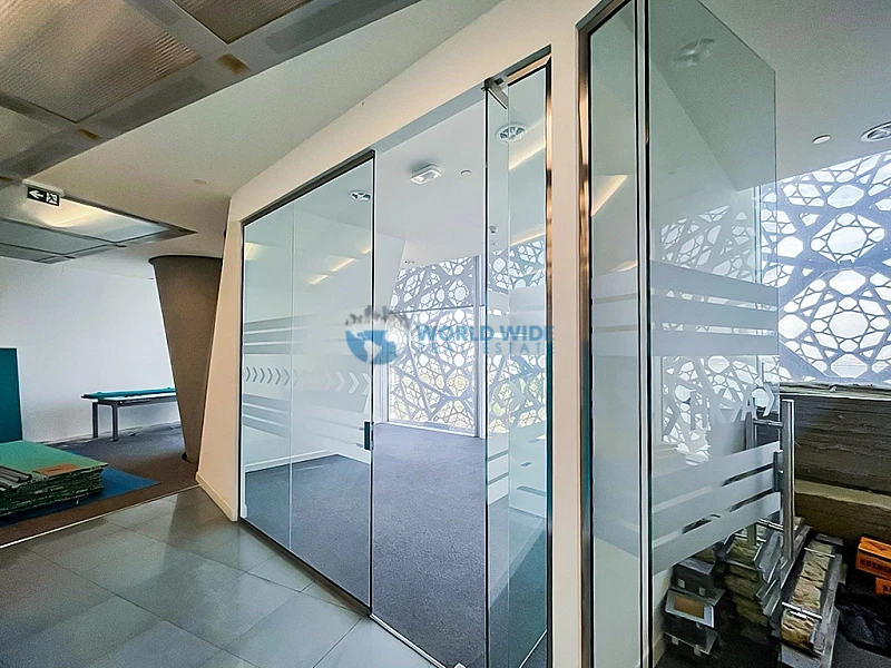 210 SQM Office Space for Business Use