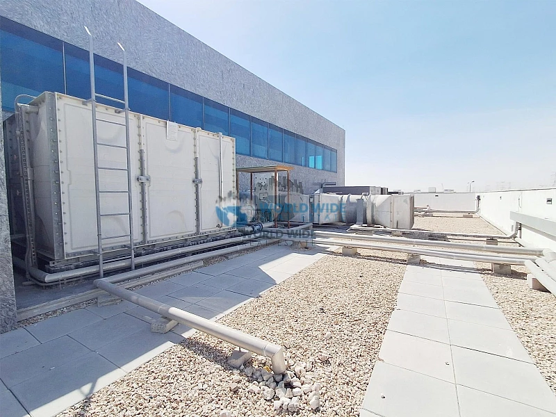 Premium Store/Warehouse with Offices, Showrooms & Accommodation for Rent in Birkat Al Awamer