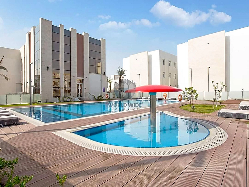 Spacious 4-Bedroom Compound Villas for Rent in Muraikh