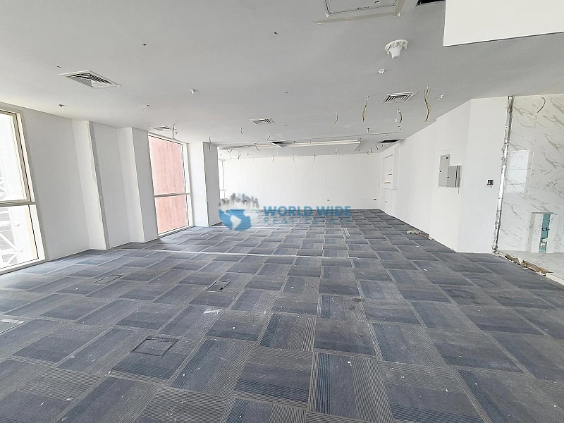 Semi Fitted Open Space Office For Rent In Lusail